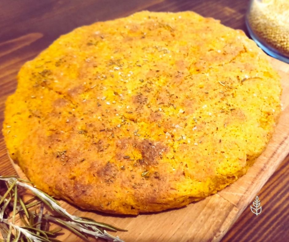Focaccia di miglio al rosmarino